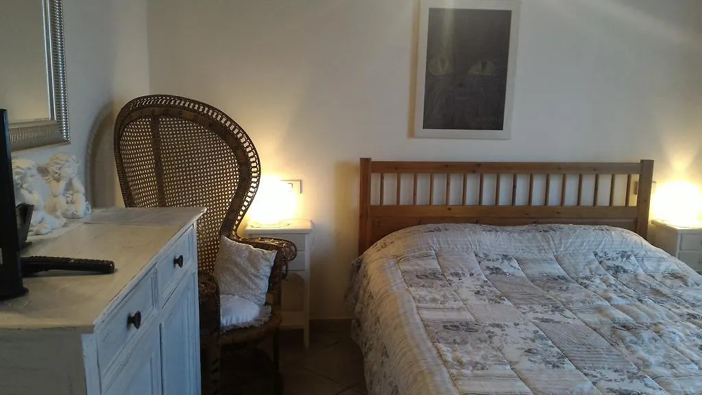 Il Gufo Pensatore Lejlighed Firenze 0*,  Italien
